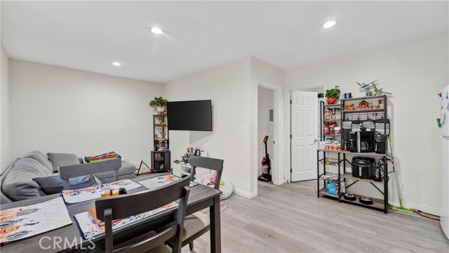 Detail Gallery Image 30 of 45 For 2926 W La Verne, Santa Ana,  CA 92704 - 3 Beds | 2 Baths