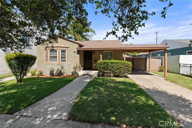 1876 Oregon Avenue, Long Beach CA: https://media.crmls.org/medias/46a4f4fc-8b0c-4188-95dd-3798e340ce79.jpg