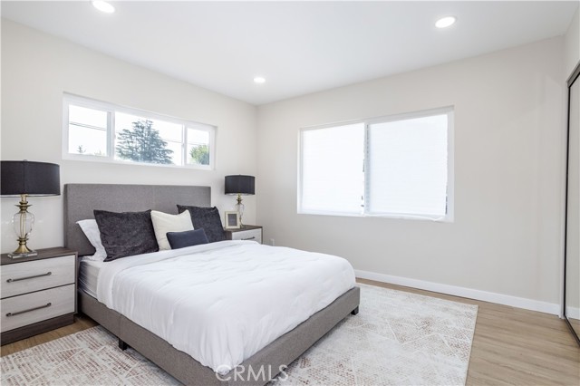 Detail Gallery Image 10 of 33 For 20341 Schoenborn St, Winnetka,  CA 91306 - 3 Beds | 2 Baths