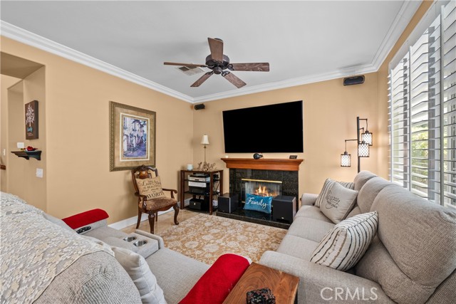 28456 Calex Drive, Valencia CA: https://media.crmls.org/medias/46a537c8-30b5-4c7b-9491-f6dc31fd9778.jpg