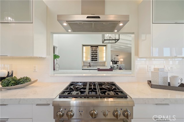 Detail Gallery Image 14 of 35 For 2000 Vista Cajon, Newport Beach,  CA 92660 - 3 Beds | 2 Baths