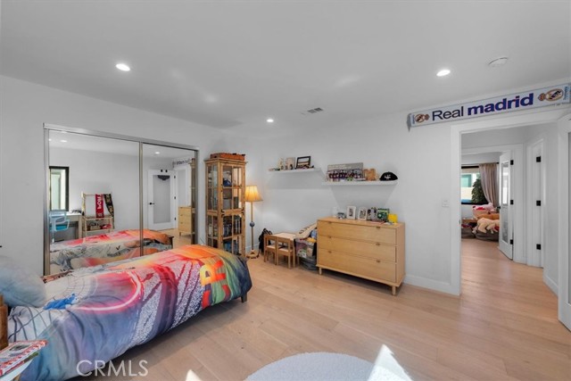 1834 Stearns Drive, Los Angeles CA: https://media.crmls.org/medias/46a60dc9-f815-4b8b-a580-b190f91edd5d.jpg