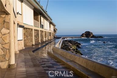 Detail Gallery Image 19 of 30 For 62 Blue Lagoon, Laguna Beach,  CA 92651 - 2 Beds | 2 Baths