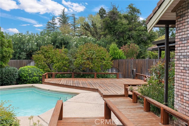 55 Roseanna Court, Chico CA: https://media.crmls.org/medias/46a72a23-2eb5-4d5a-bebf-e23106b3487b.jpg