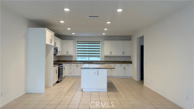 Detail Gallery Image 12 of 32 For 9556 Hammock Pl, Rancho Cucamonga,  CA 91730 - 4 Beds | 3 Baths
