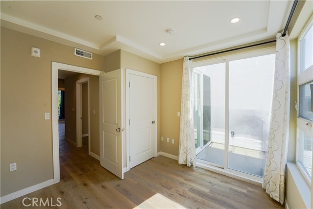 Detail Gallery Image 11 of 19 For 8837 Burnet Ave, North Hills,  CA 91343 - – Beds | – Baths