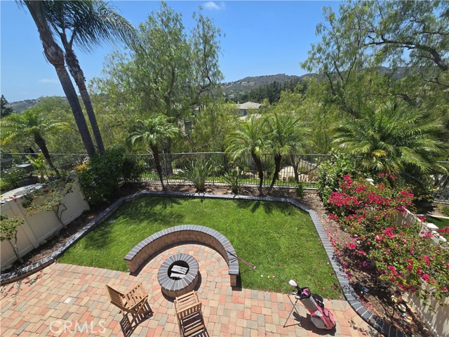 15 Niblick Lane, Coto de Caza CA: https://media.crmls.org/medias/46a80894-16c8-4776-a7a6-1314559277f6.jpg