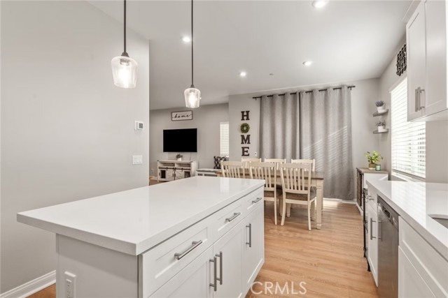 Detail Gallery Image 11 of 30 For 16073 Narni Ln, Fontana,  CA 92336 - 3 Beds | 2/1 Baths