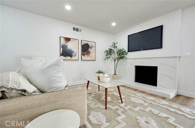 1403 N Siesta Avenue, La Puente CA: https://media.crmls.org/medias/46a86bea-8778-4fa2-afec-01e47e312499.jpg