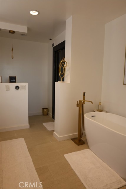 Detail Gallery Image 23 of 38 For 222 Monterey Rd #1603,  Glendale,  CA 91206 - 2 Beds | 2 Baths