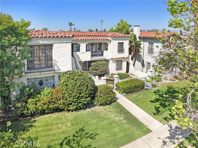 Detail Gallery Image 3 of 9 For 1071 S Crescent Heights Boulevard, Los Angeles,  CA 90035 - – Beds | – Baths