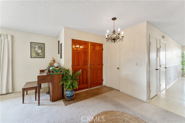 Detail Gallery Image 3 of 23 For 37700 26th St, Palmdale,  CA 93550 - 3 Beds | 2 Baths