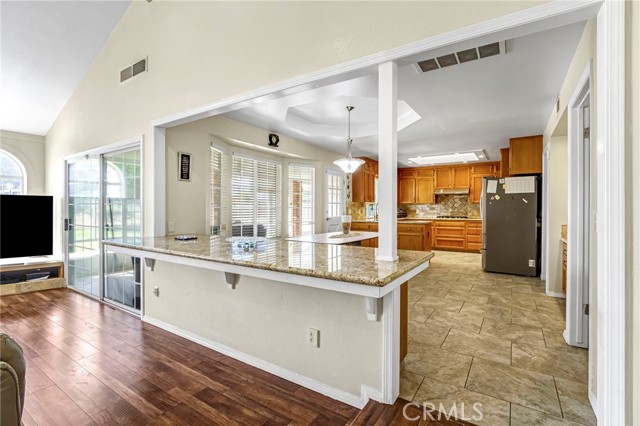 Detail Gallery Image 12 of 57 For 2436 Trevor Ct, Madera,  CA 93637 - 5 Beds | 3 Baths