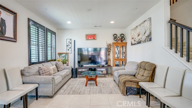4248 W 5th Street, Santa Ana CA: https://media.crmls.org/medias/46a9d1ea-ff3b-4efd-9054-b4ef892bee66.jpg