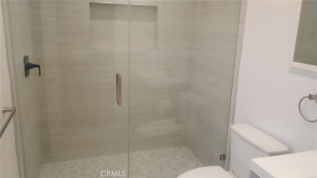 https://media.crmls.org/medias/46ac5424-1eea-4dc1-a40a-0577baf055f1.jpg?preset=X-Large