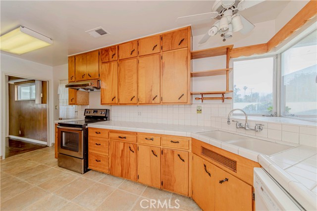 7236 Hellman Avenue, Rancho Cucamonga CA: https://media.crmls.org/medias/46ad1da3-de47-4e2c-9f0a-b16846bb368f.jpg