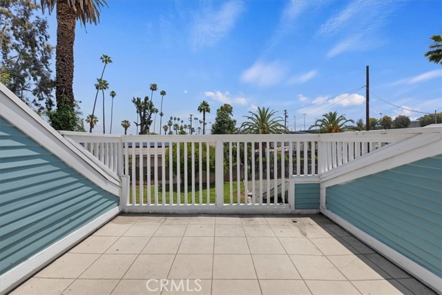 1350 E Chase Drive, Corona CA: https://media.crmls.org/medias/46ae7db9-1dd0-4312-a7e1-5910cee11680.jpg