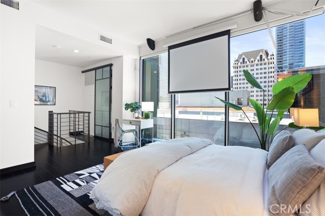 Detail Gallery Image 5 of 32 For 655 S Hope St #1508,  Los Angeles,  CA 90017 - 1 Beds | 1 Baths