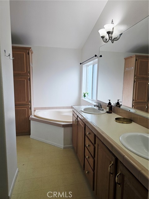 434 Jupiter Drive, Nipomo CA: https://media.crmls.org/medias/46af50eb-a119-426f-b243-65b12cba568e.jpg