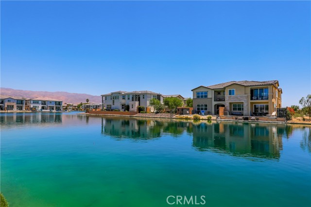 43228 Bacino Court, Indio CA: https://media.crmls.org/medias/46b04007-49bd-439e-948e-dff0751b29b5.jpg