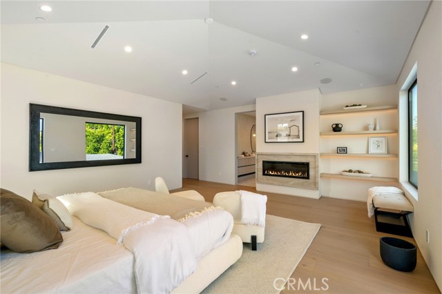 Detail Gallery Image 18 of 56 For 16728 Morrison St, Encino,  CA 91436 - 7 Beds | 6/1 Baths