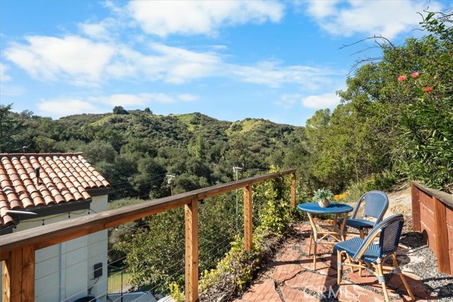 Detail Gallery Image 17 of 19 For 3418 Dorothy, Topanga,  CA 90290 - 3 Beds | 2/1 Baths