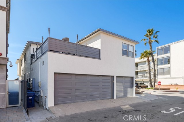 2 2nd Street, Hermosa Beach, California 90254, 8 Bedrooms Bedrooms, ,4 BathroomsBathrooms,Residential,For Sale,2nd Street,SB25037470