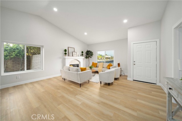 Detail Gallery Image 9 of 37 For 1501 Olga Way, Palm Springs,  CA 92262 - 4 Beds | 2 Baths