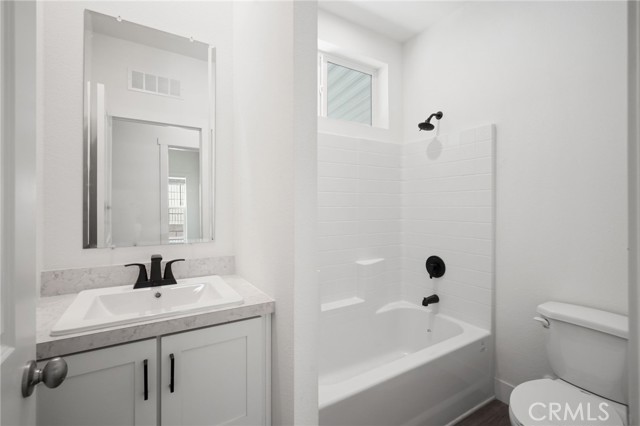 Detail Gallery Image 14 of 24 For 732 E Route 66 #20,  Glendora,  CA 91740 - 3 Beds | 2 Baths