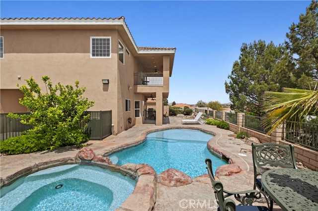 13985 Evergreen Lane, Victorville CA: https://media.crmls.org/medias/46b226c3-268d-405a-8602-a11f7fad2c18.jpg