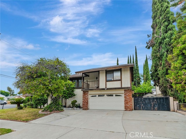 7800 Winnetka Avenue, Winnetka CA: https://media.crmls.org/medias/46b2d7a2-3fb4-4a1f-807e-3b43c05baf9e.jpg