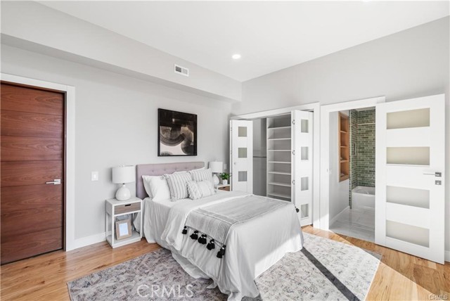 Detail Gallery Image 40 of 55 For 8566 Hollywood Bld, Los Angeles,  CA 90069 - 6 Beds | 6/1 Baths