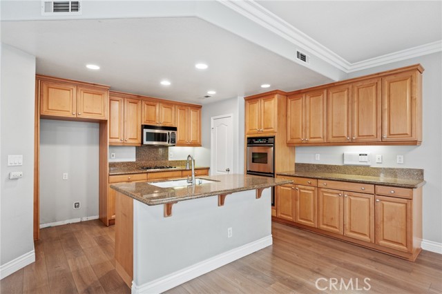 Detail Gallery Image 9 of 36 For 4134 Pacific Coast #137,  Torrance,  CA 90505 - 5 Beds | 4 Baths