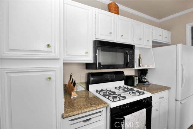 Detail Gallery Image 11 of 58 For 17125 4th St, Sunset Beach,  CA 90742 - – Beds | – Baths