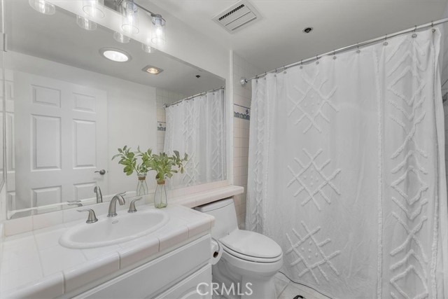 Detail Gallery Image 28 of 48 For 110 the Village #503,  Redondo Beach,  CA 90277 - 2 Beds | 2 Baths