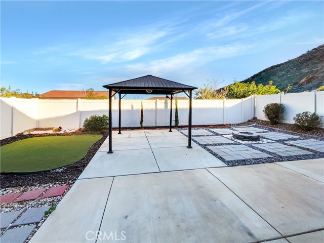 Detail Gallery Image 8 of 20 For 35232 Tulsi Ct, Lake Elsinore,  CA 92532 - 4 Beds | 3/1 Baths