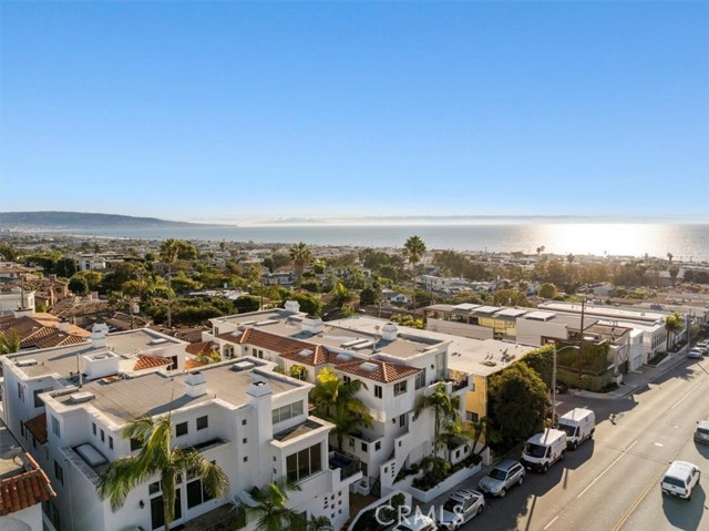 Detail Gallery Image 19 of 40 For 708 Manhattan Beach Bld, Manhattan Beach,  CA 90266 - 2 Beds | 3 Baths