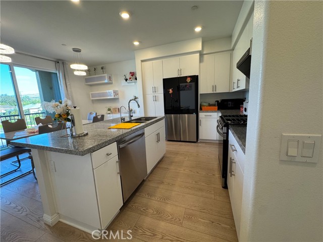 Detail Gallery Image 5 of 30 For 18632 Rorimer, La Puente,  CA 91744 - 2 Beds | 2/1 Baths