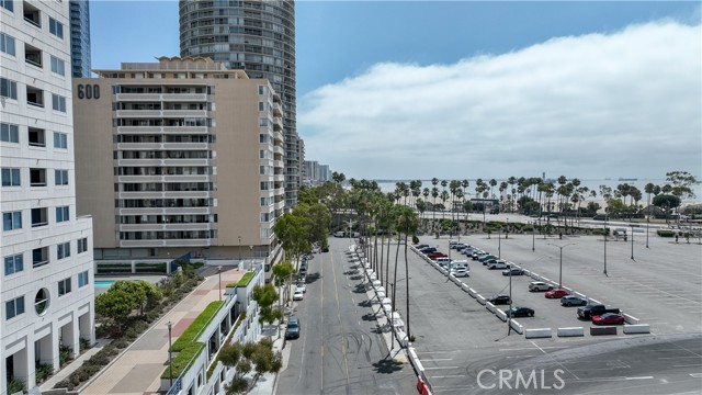 Detail Gallery Image 33 of 39 For 525 E Seaside Way #402,  Long Beach,  CA 90802 - 1 Beds | 1 Baths