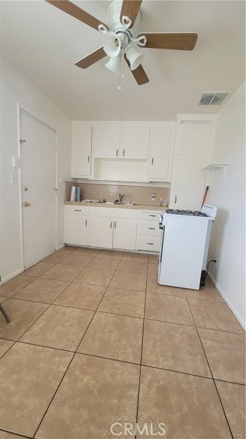 Detail Gallery Image 7 of 7 For 7004 Amethyst Ave #3,  Rancho Cucamonga,  CA 91701 - 1 Beds | 1 Baths