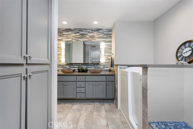 Detail Gallery Image 22 of 48 For 4119 Oak Island Ln, Fallbrook,  CA 92028 - 2 Beds | 2 Baths