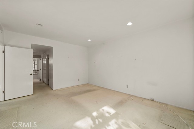 Detail Gallery Image 20 of 37 For 10650 Holman Ave #107,  Los Angeles,  CA 90024 - 2 Beds | 2 Baths