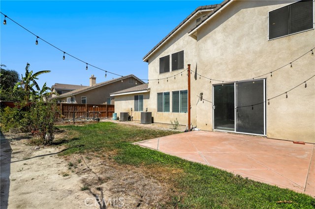 13145 Briar Street, Eastvale CA: https://media.crmls.org/medias/46b9df10-27a0-4aa5-9c17-4353c59363dd.jpg