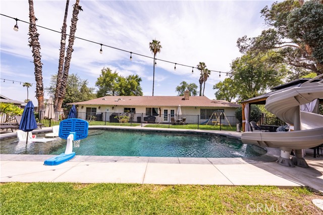 Detail Gallery Image 25 of 52 For 1544 Bellefontaine, Riverside,  CA 92506 - 5 Beds | 2 Baths