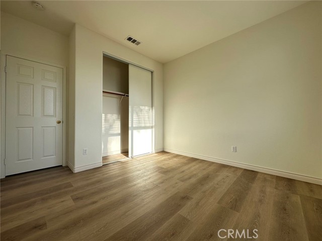 7144 Silverwood Drive, Eastvale CA: https://media.crmls.org/medias/46bb587d-a57a-4cfd-882d-82d8aeafb14f.jpg