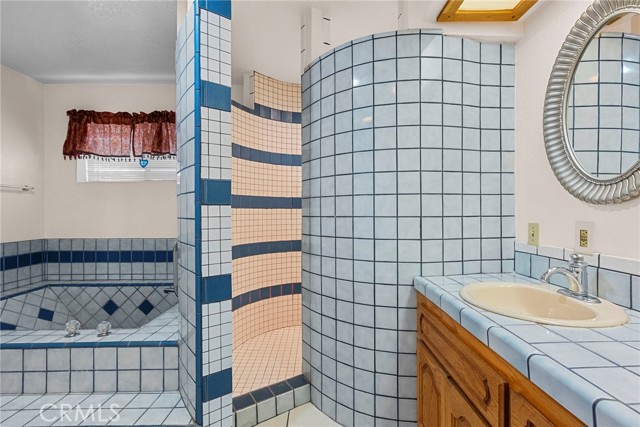 Detail Gallery Image 24 of 37 For 1529 E Avenue Q6, Palmdale,  CA 93550 - 4 Beds | 2 Baths