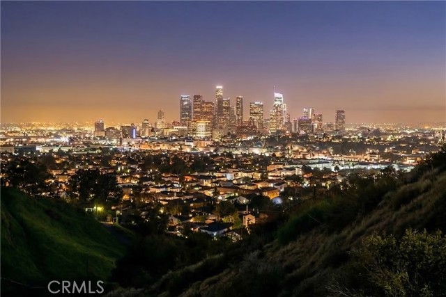 Front Image Thumbnail for CROC26058088