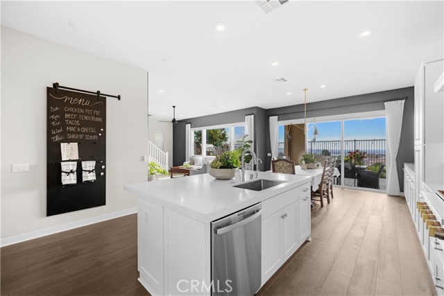 Detail Gallery Image 6 of 58 For 545 Serrano Summit Dr, Lake Forest,  CA 92630 - 5 Beds | 4 Baths