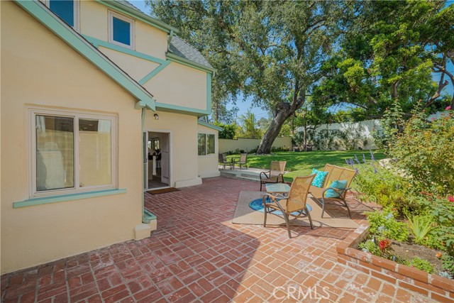 343 Spencer Street photo 26