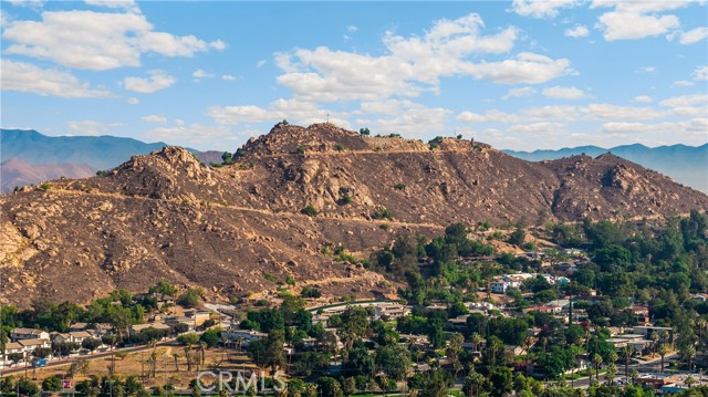 Detail Gallery Image 41 of 42 For 4056 Ramona Dr, Riverside,  CA 92506 - – Beds | – Baths